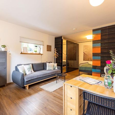 Ideal Fuer Kurze Aufenthalte - Gemuetliches 1-Zimmer-Apartment Adelsdorf Exterior foto