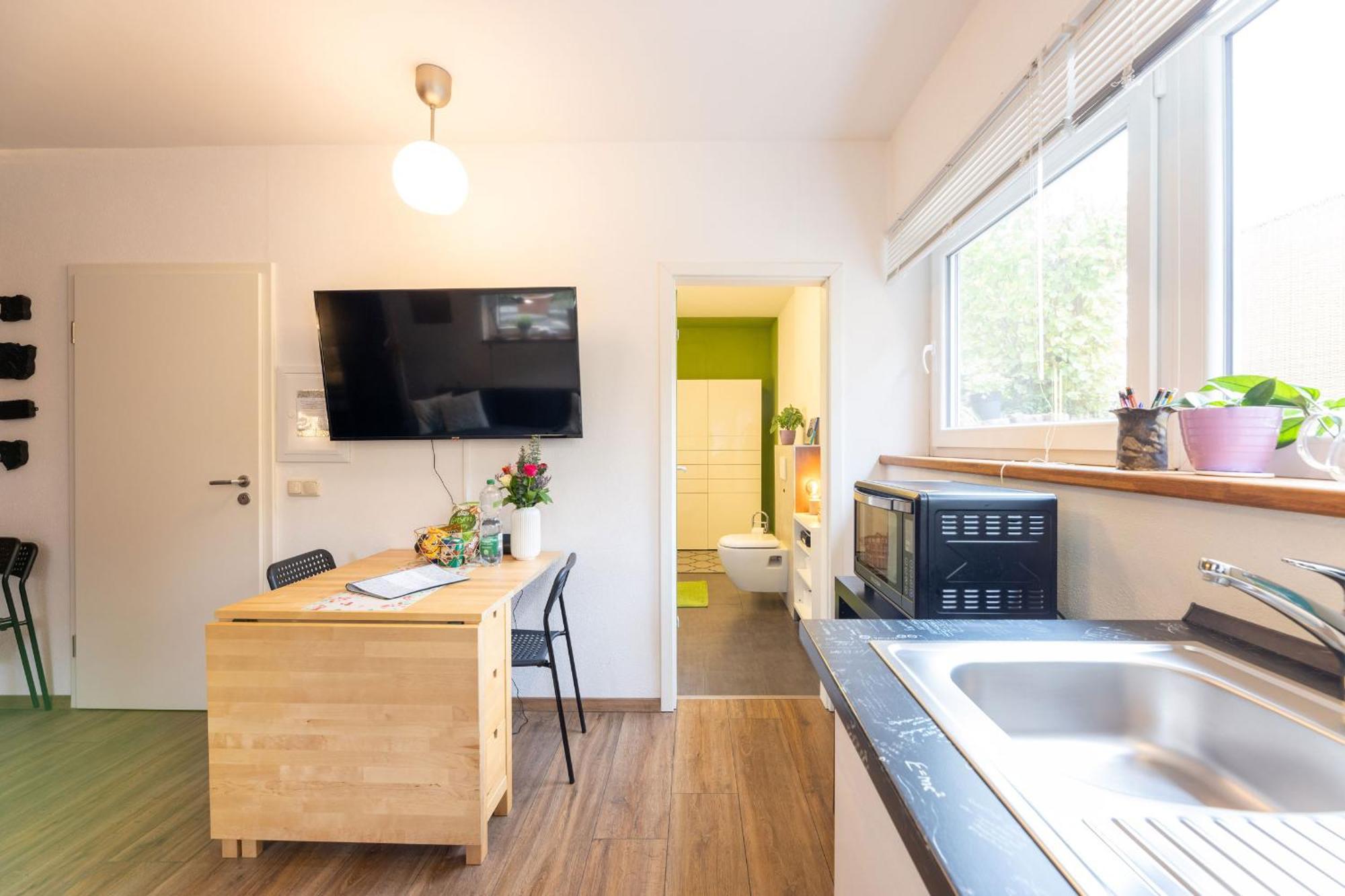 Ideal Fuer Kurze Aufenthalte - Gemuetliches 1-Zimmer-Apartment Adelsdorf Exterior foto